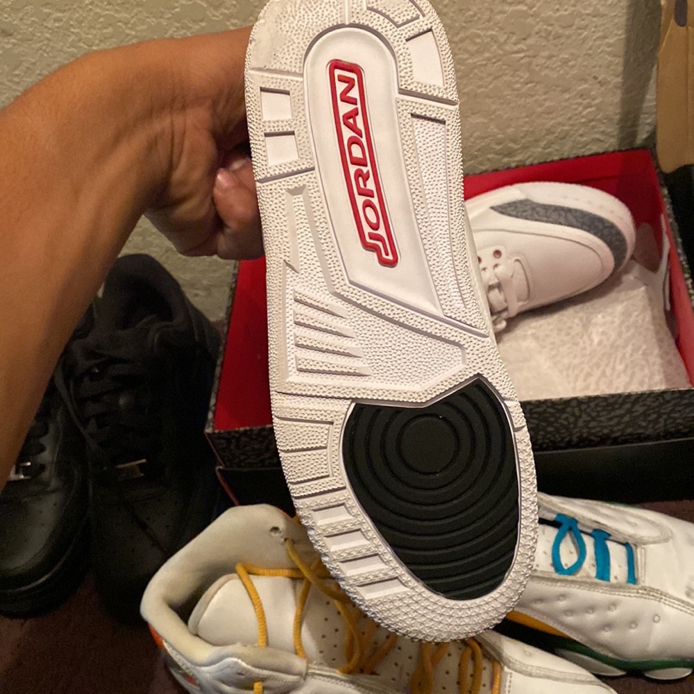 Shoes - Picture 2 of 4